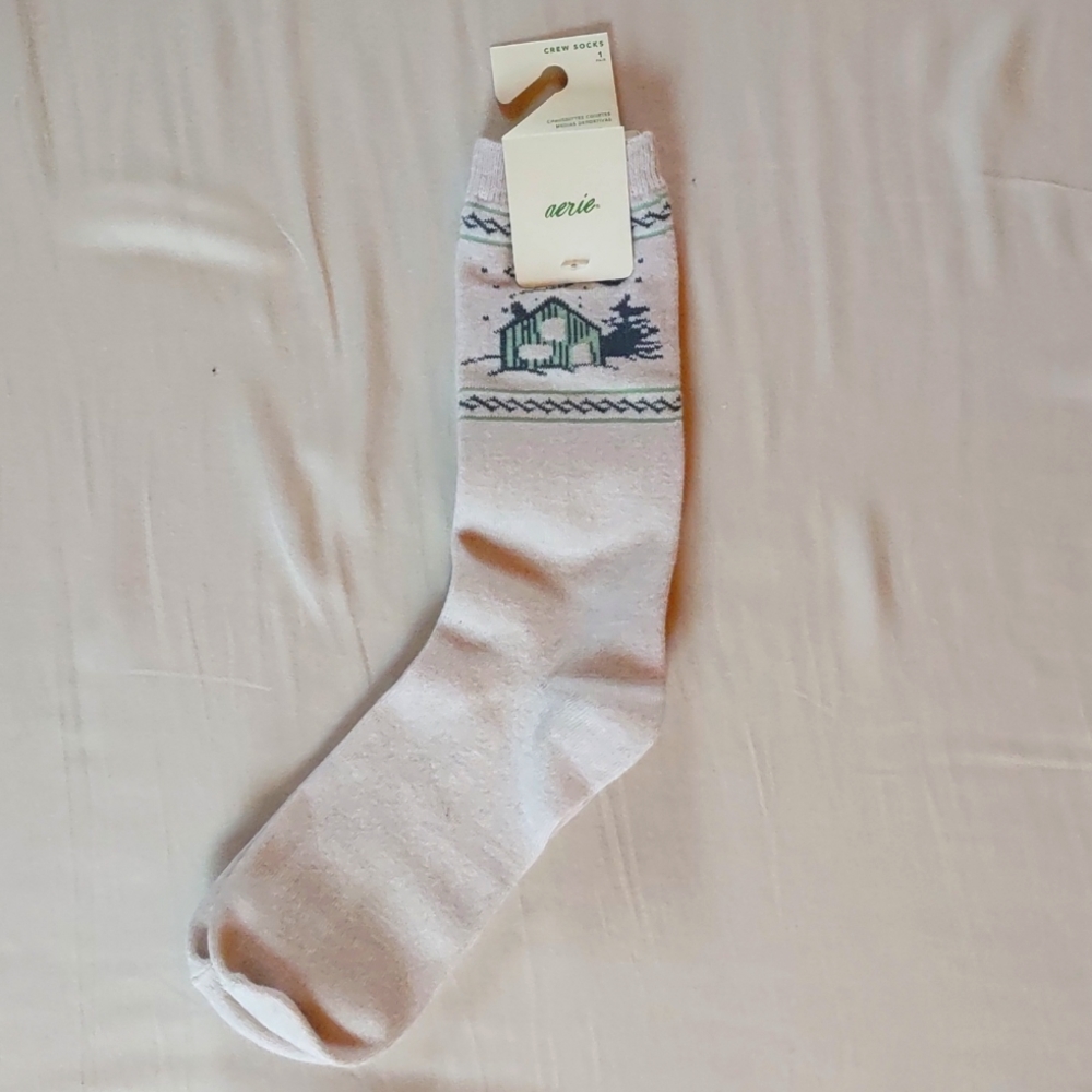 NWT Aerie Crew Socks